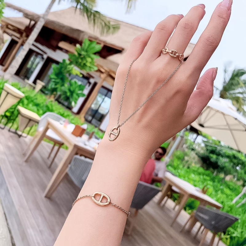 H**mes bracelets